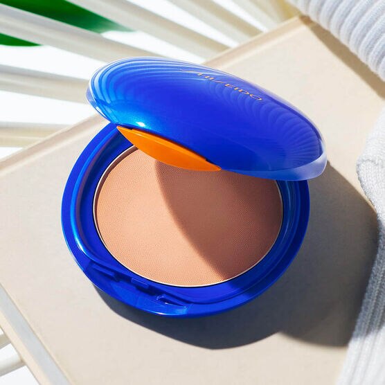 BASE COM PROTE��O UV FPS 30 MEDIUM IVORY UV PROTECTIVE COMPACT 